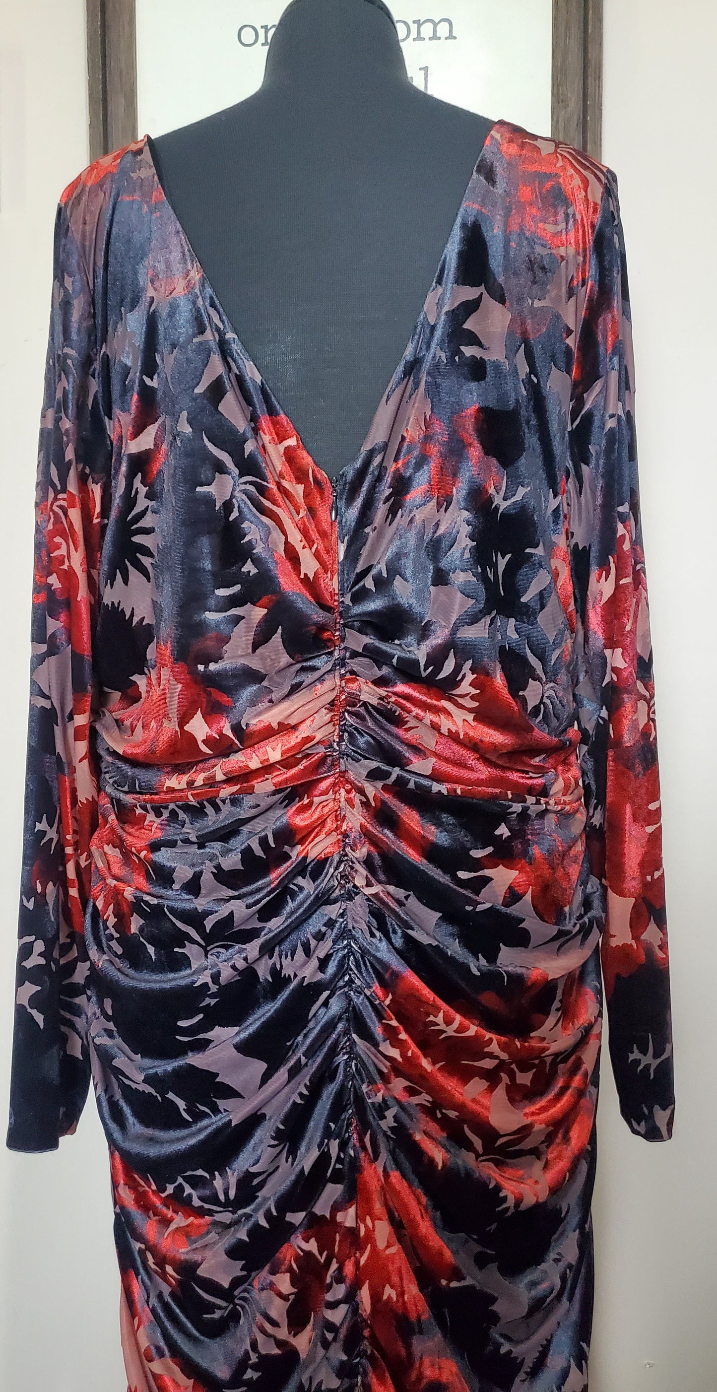 Adrianna Papell 22W Velvet Dress
