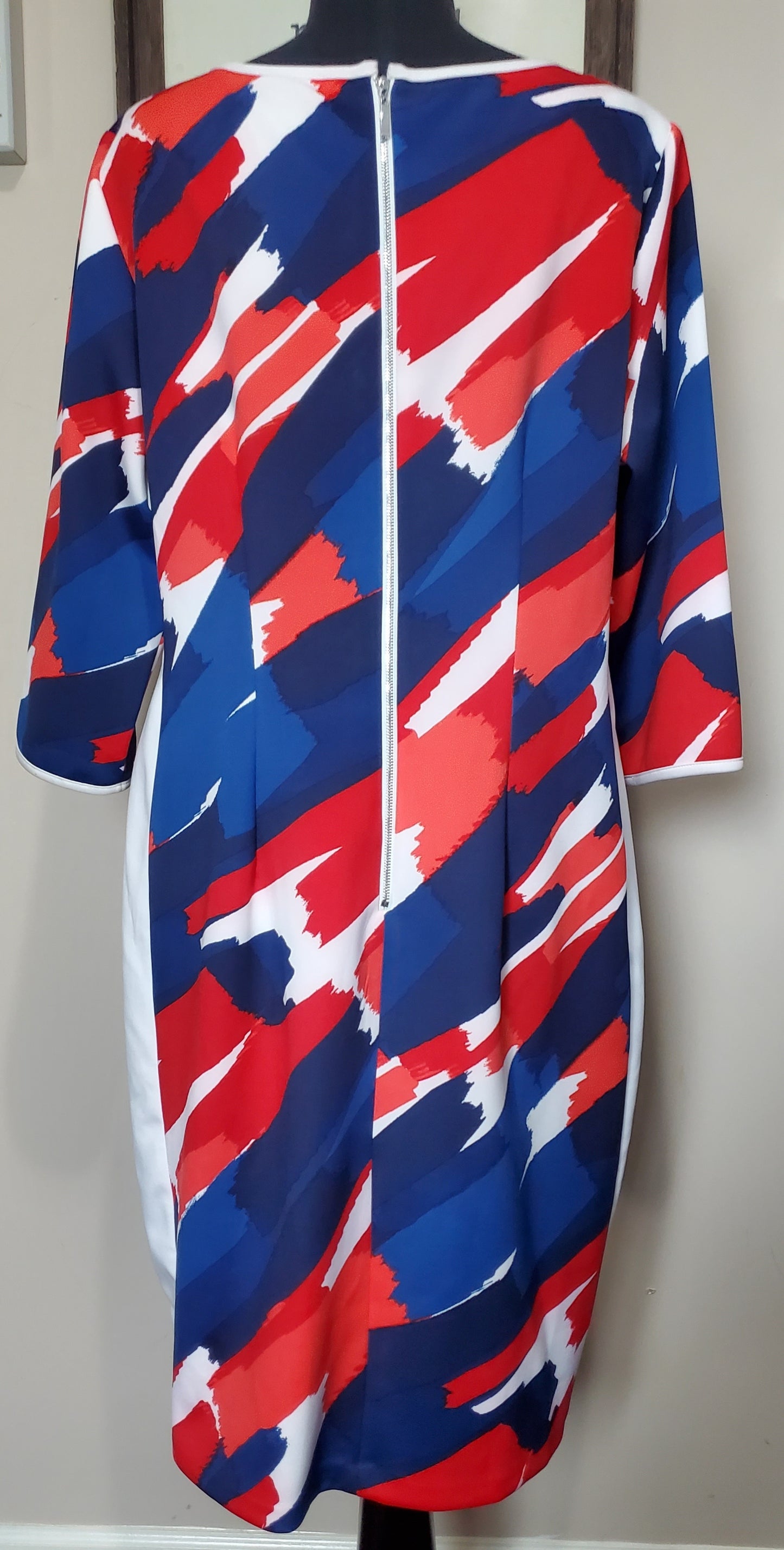 Sandra Darren 14W Red White Blue Dress