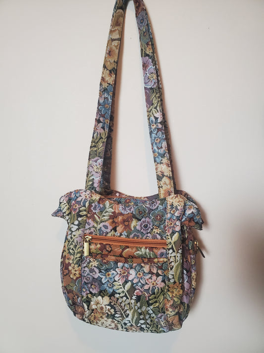 Vintage style tapestry purse