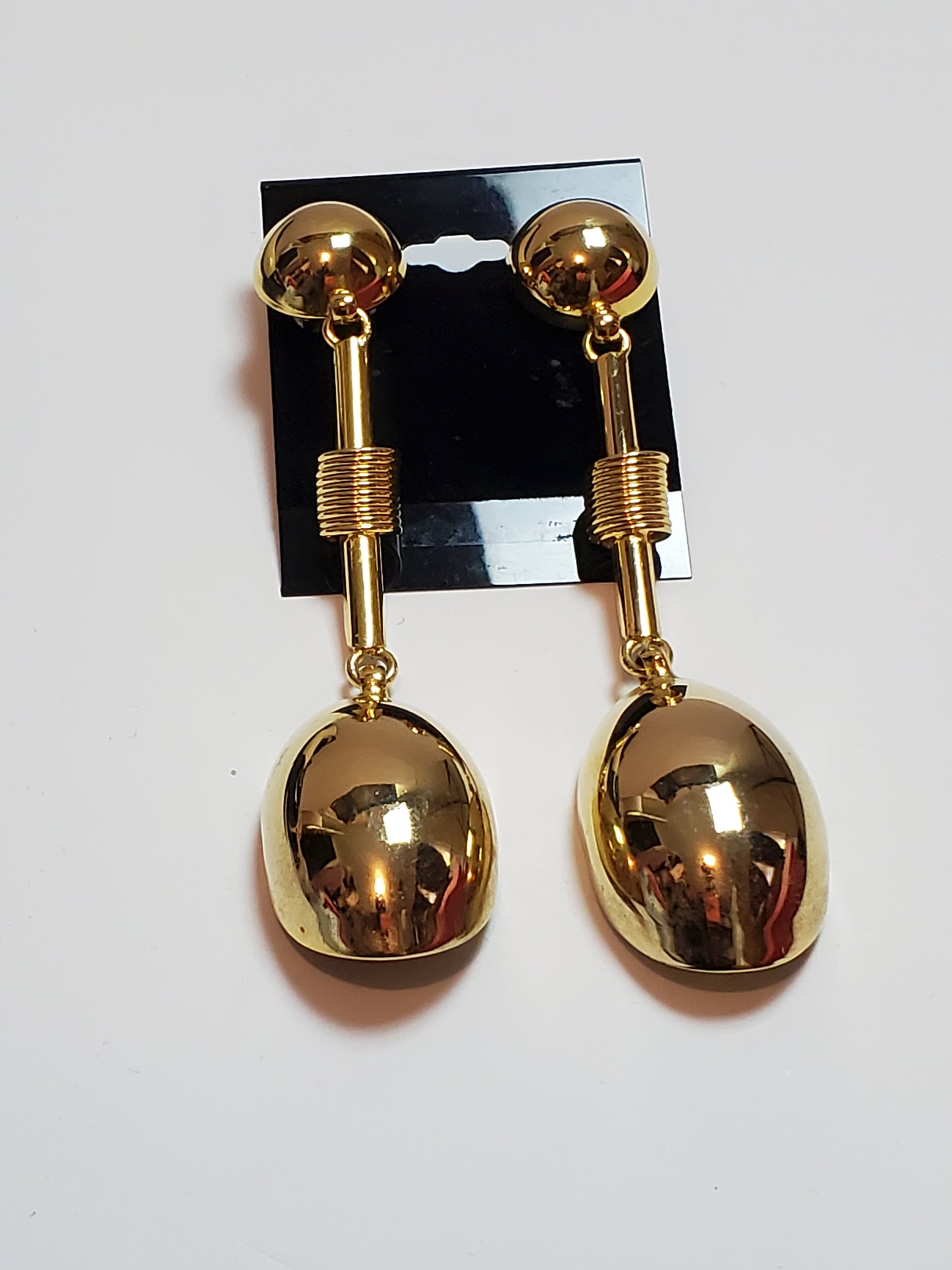 Gold earrings