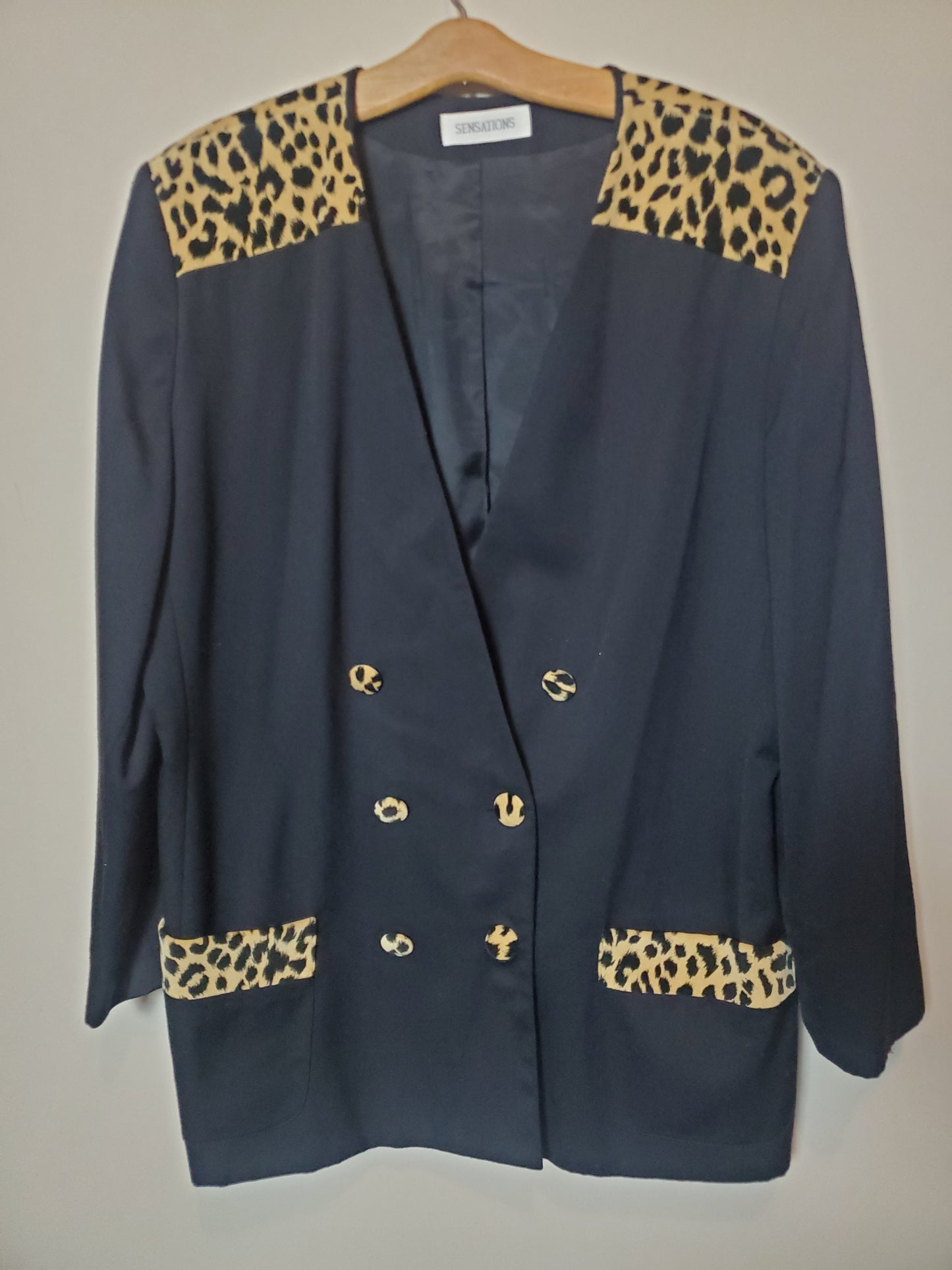 VTG Animal print blazer